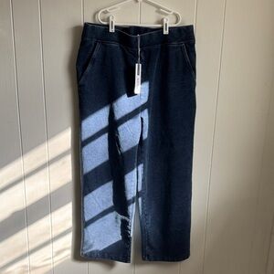 Chico's Zenergy Wide Leg Crop Sz 1 or Md